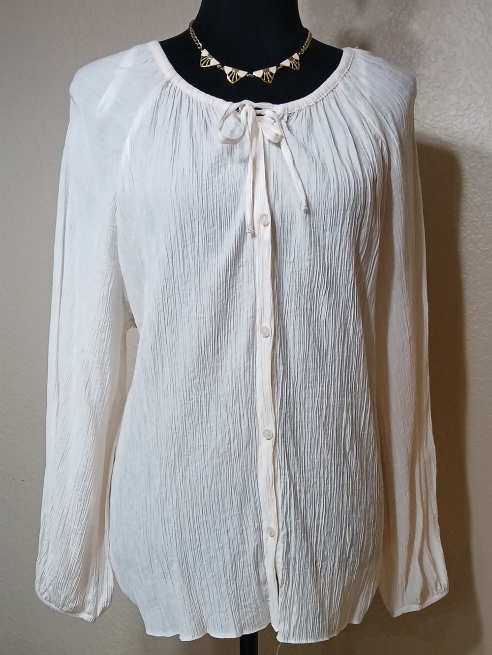 Women's Cream Button-Front Peasant Blouse